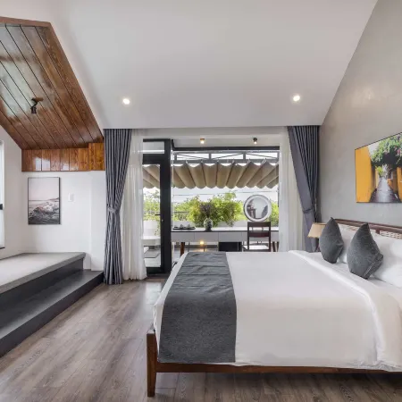 Charm Champion Villa Hoian