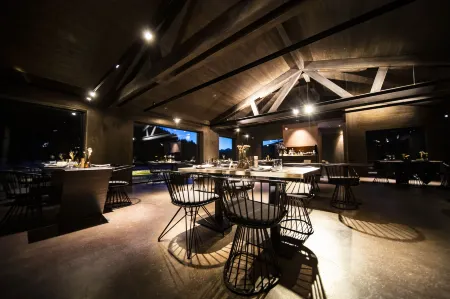 Les Pardines 1819 Mountain Suites & Spa Отели в г. Encamp