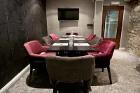 Stirk House Hotel - parking