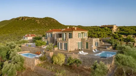 Searocks Villas Exclusive Resort