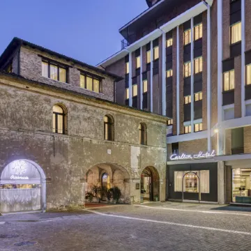 Porta Altinia Suites