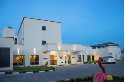 Ivory Park Hotel - Safari Waterworld Hotels near Wa Mumbi Wimbi Store