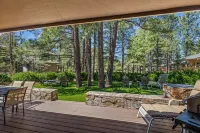 Luxury Flagstaff Grand Canyon house Golf view, A/C 3 bed,3bath QUIET Top Rated.