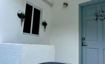 Clavier's- AirCon- Seaside- FamilyFriendly