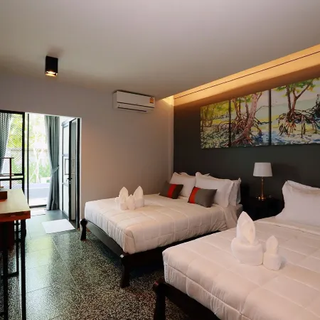 Canvas Family Home