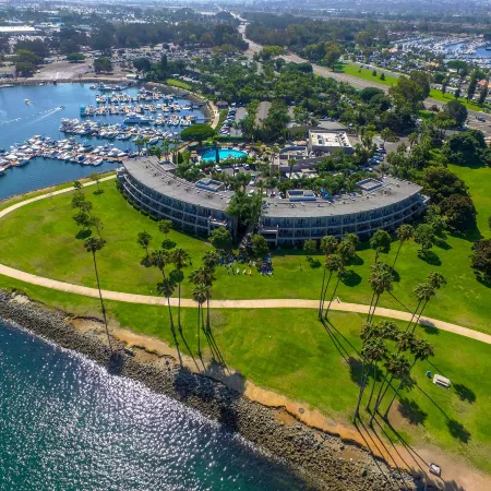 The Dana on Mission Bay Отели рядом с достопримечательностью «Пляж Мишен-Бич»