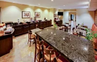 MainStay Suites Addison-Dallas - Parking