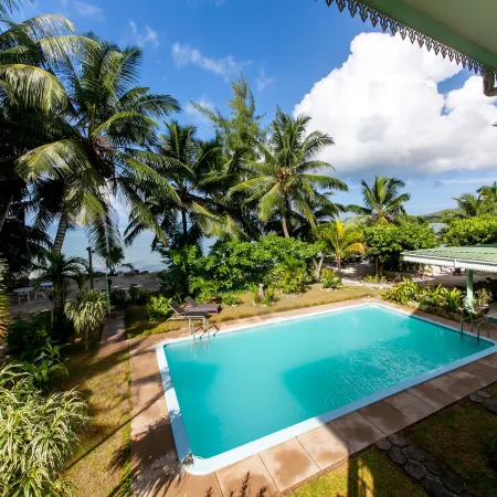 Palm Beach Hotel