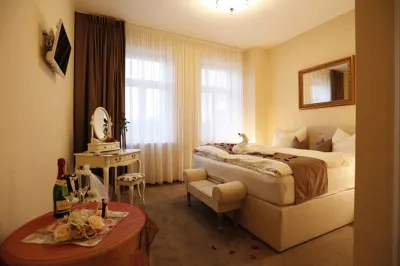 Villa Hierschel Droyßig  호텔