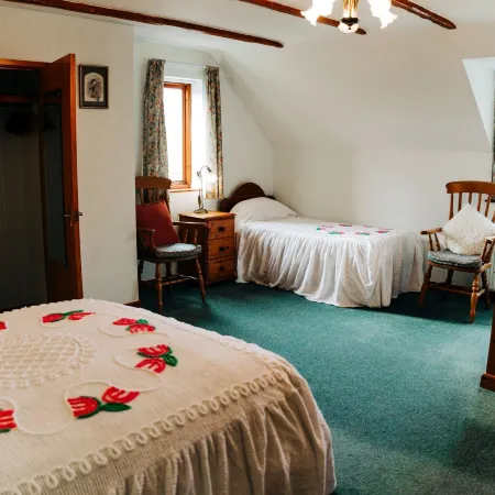 The Farmhouse Lochmeyler Hotels in Brawdy
