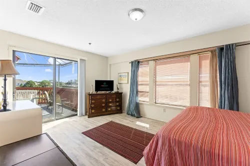 1302B St Thomas Square Hotel di Lower Grand Lagoon