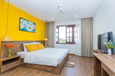 Soleil Boutique Hotels near The Noon Gate (Cua Ngo Mon)