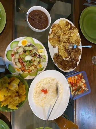 Arte de Plumas Birding Lodge Отели в г. Ла Суиса