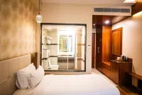 Pristine Hotel, Varanasi