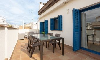 Lucas House by Sitges Group