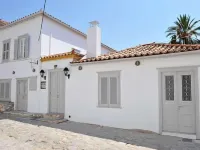 Guesthouse Alexandra Hotels in Hydra