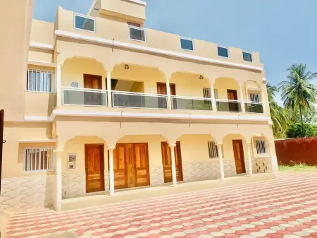 Escale Saint-Louis Hôtel-Restaurant Отели рядом с достопримечательностью «Île Saint-Louis»