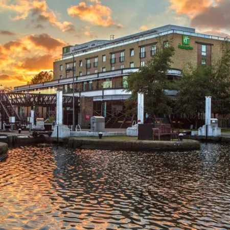 Holiday Inn LONDON - BRENTFORD LOCK by IHG