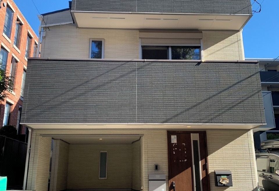Yotsuya House