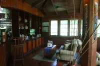 The Lodge at Pico Bonito - bar