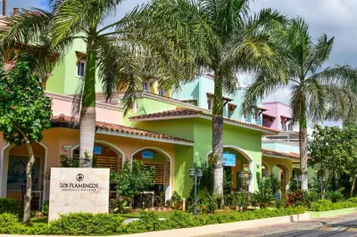 Los Flamencos Aparthotel Beach Club โรงแรมใน