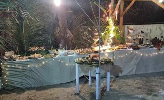 Camotes Hidden Huts-Rooms-Bar-Restaurant