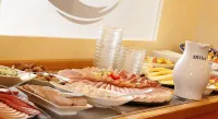Hotel Rennschuh - breakfast