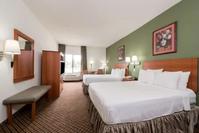 Super 8 by Wyndham Fort Worth Downtown South Hotels in Fort Worth