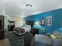 Oxford Suites Silverdale Hotels in Kitsap County