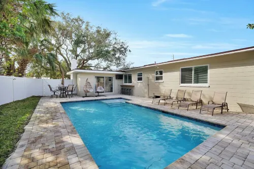 3-Bedroom House with Heated Pool in Delightful St. Augustine. Pet-Friendly!