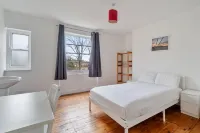 Westbourne Place Rooms - by Clifton Short Lets Hotels in Clifton