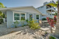 Spacious Oasis with Private Pool and Chic Design - Elegant Retreat Hotels in Anna Maria