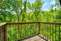 Hot Tub and Game Room - Scenic Family Escape