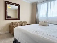Heart Downtown King Bed City View w Washer Dryer
