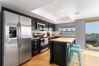 Ocean View Decks and Stylish Comfort - Gorgeous Coastal Retreat