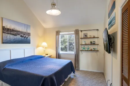 Oceanfront Paradise - Indoor/Outdoor Pool, Tennis, Clubhouse Отели в г. Эмералд Айл