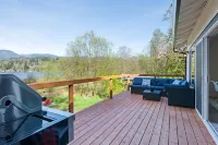 Big Lake Waterfront Retreat - 山景