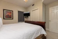 Gulf View and Private Balcony - Inviting Coastal Retreat