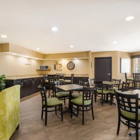 MainStay Suites Chattanooga Hamilton Place Отели рядом с достопримечательностью «Торговый центр Hamilton Place»