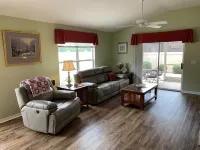 Charming Retreat with Gas Golf Cart and BBQ Grill - Beautiful Oasis