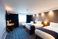 Holiday Inn Express LONDON - HEATHROW T5 by IHG