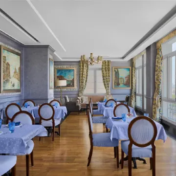 Kempinski Palace Cairo