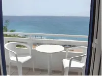 Gigilos - Sea View