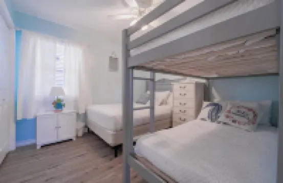 Family Friendly Bayside Condo With Pool And Fishing Pier