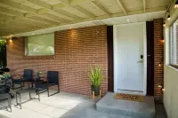 Tacoma Vista Retreat