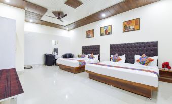 FabHotel Golden Oak Villa