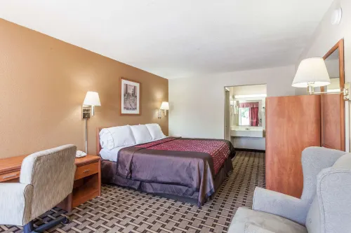 Knights Inn Murfreesboro فنادق في Rutherford County