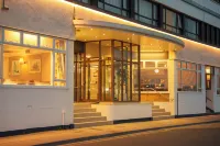 特魯維爾酒店 由指南針酒店集團管理 酒店