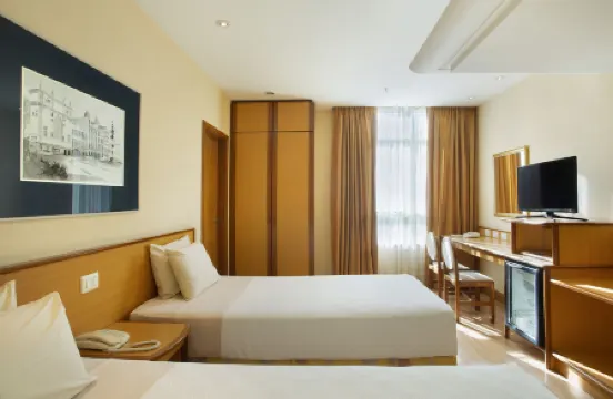 Windsor Asturias Hotel