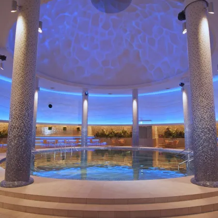 Spa World Hotel&Resort